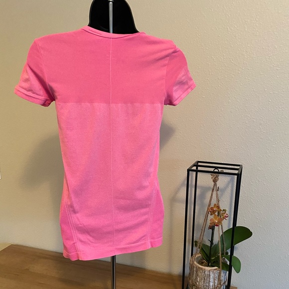 H&M SPORT SHIRT - Picture 3 of 6